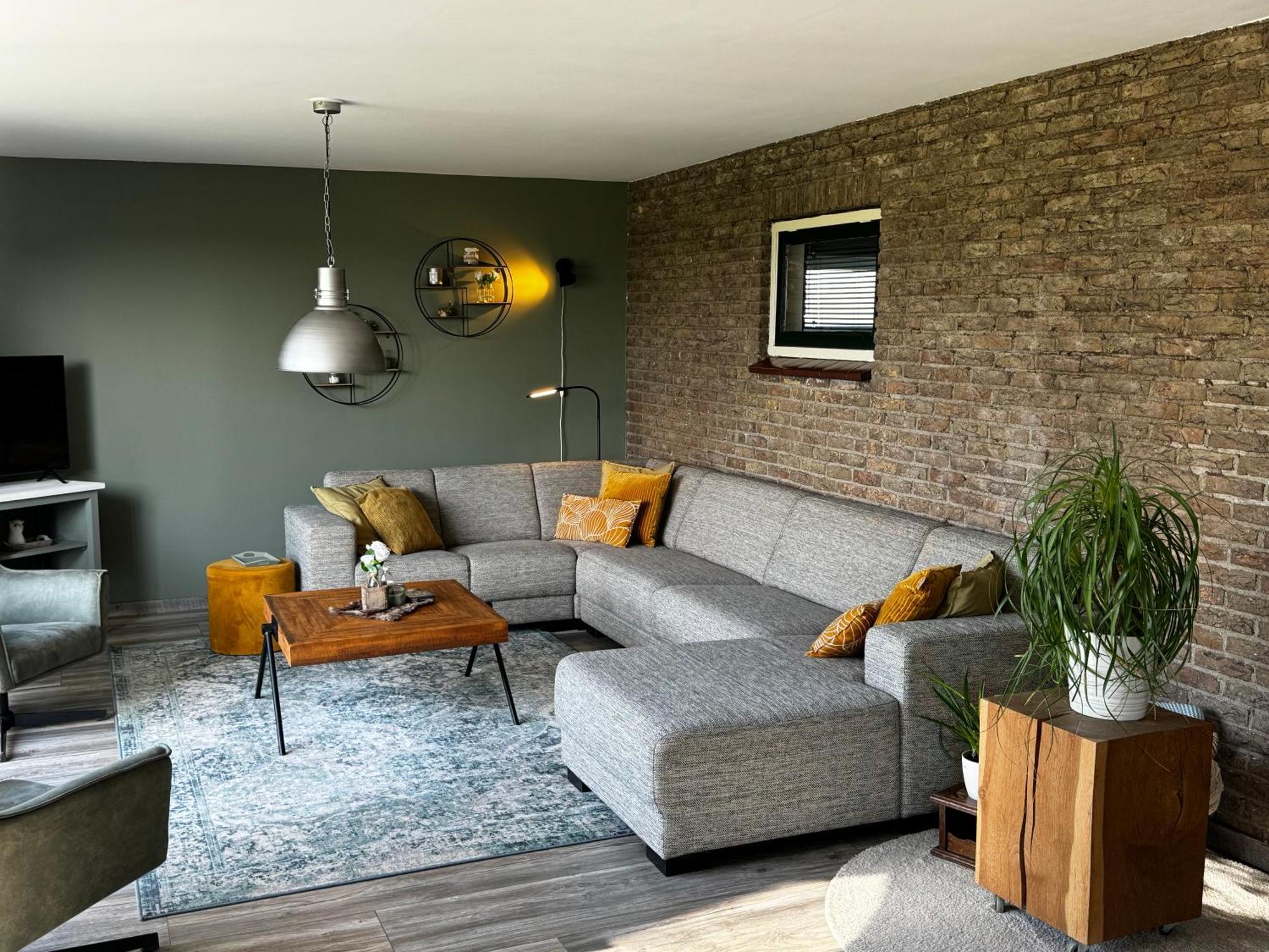 Vakantiewoning Le Garaazje 'S-Gravendeel Екстериор снимка